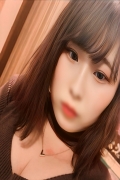 新人さき 23歳
