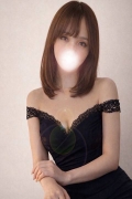 新人しぇり 23歳