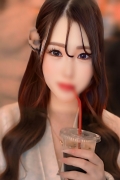 新人しゅり 20歳